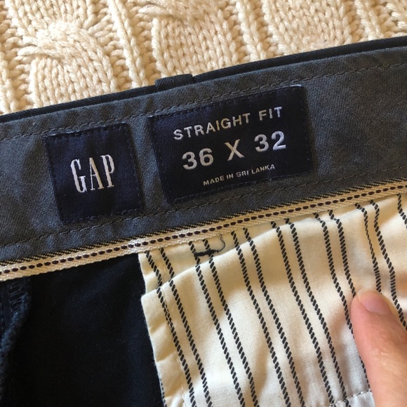 Gap khakis - Picture 4 of 4